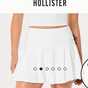 Hollister California white skirt ultra high rise  zipper on side size small